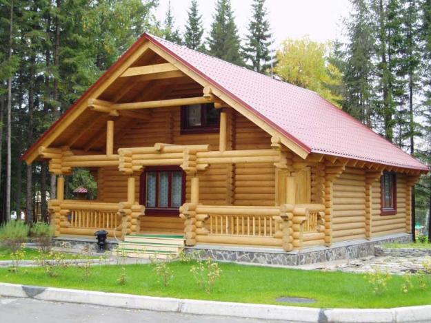Как происходит строительство деревянных домов?