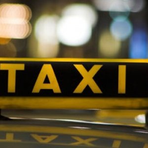 Из чего рассчитывается стоимость услуг такси?